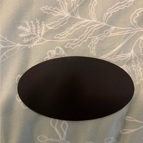 3 Magnets - Picture 3 of 3